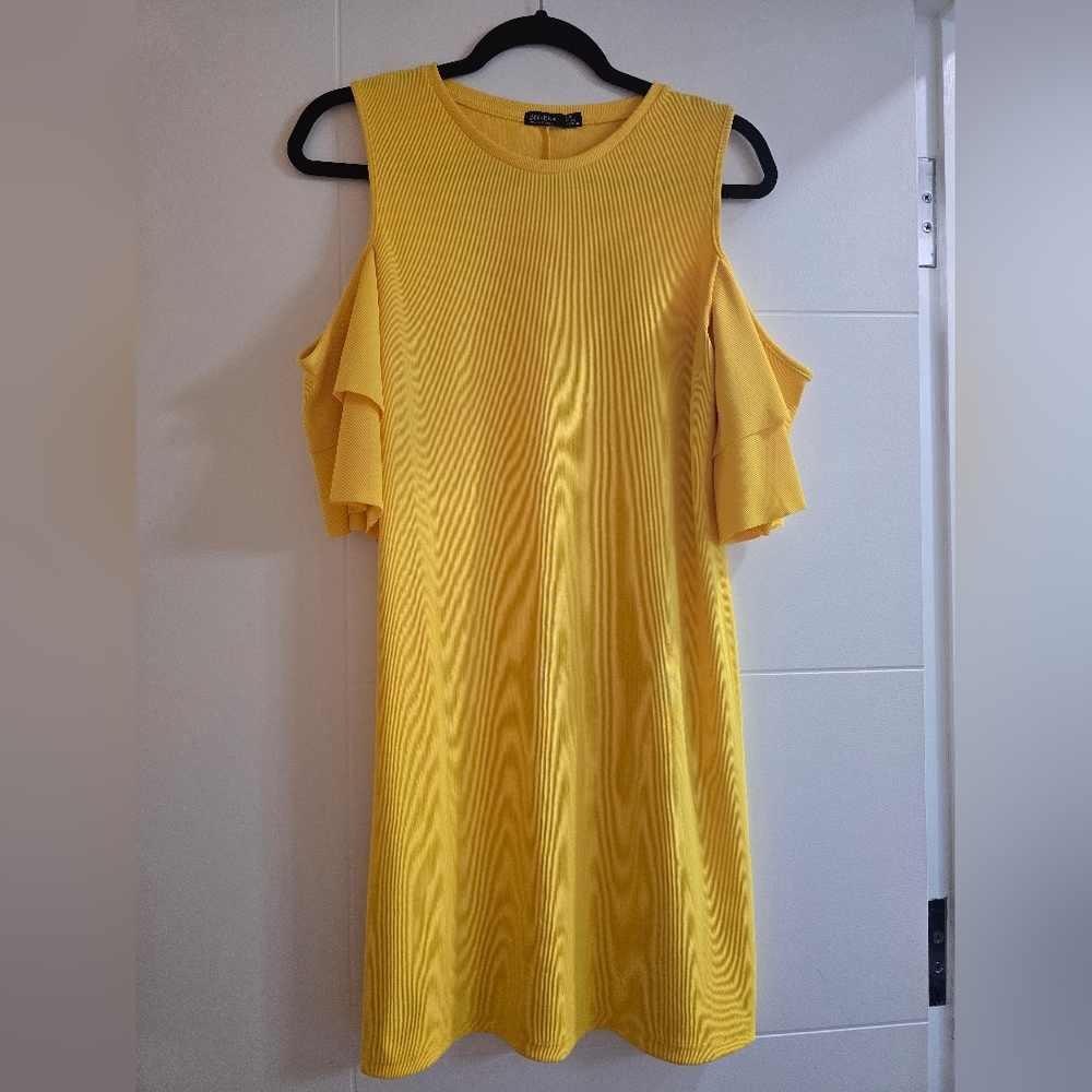 Bershka Gold Pleated Sheath Dress Sleeveless Casual - Like New